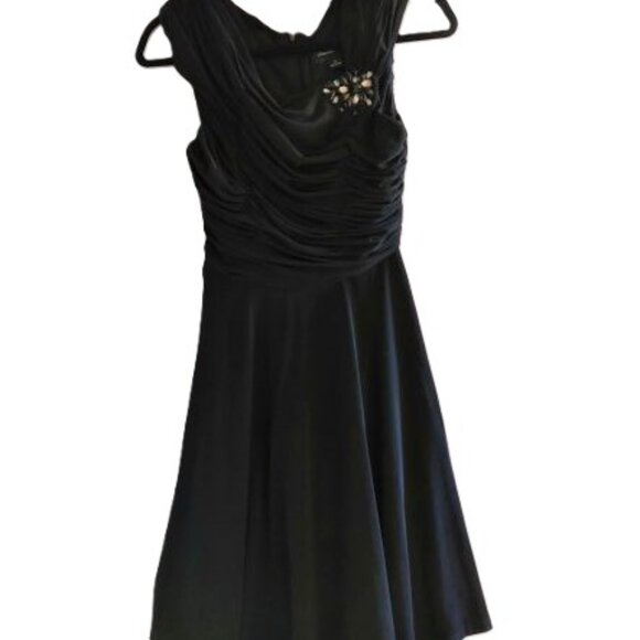 Elegant Evening Black Dress size 8 - Picture 2 of 6